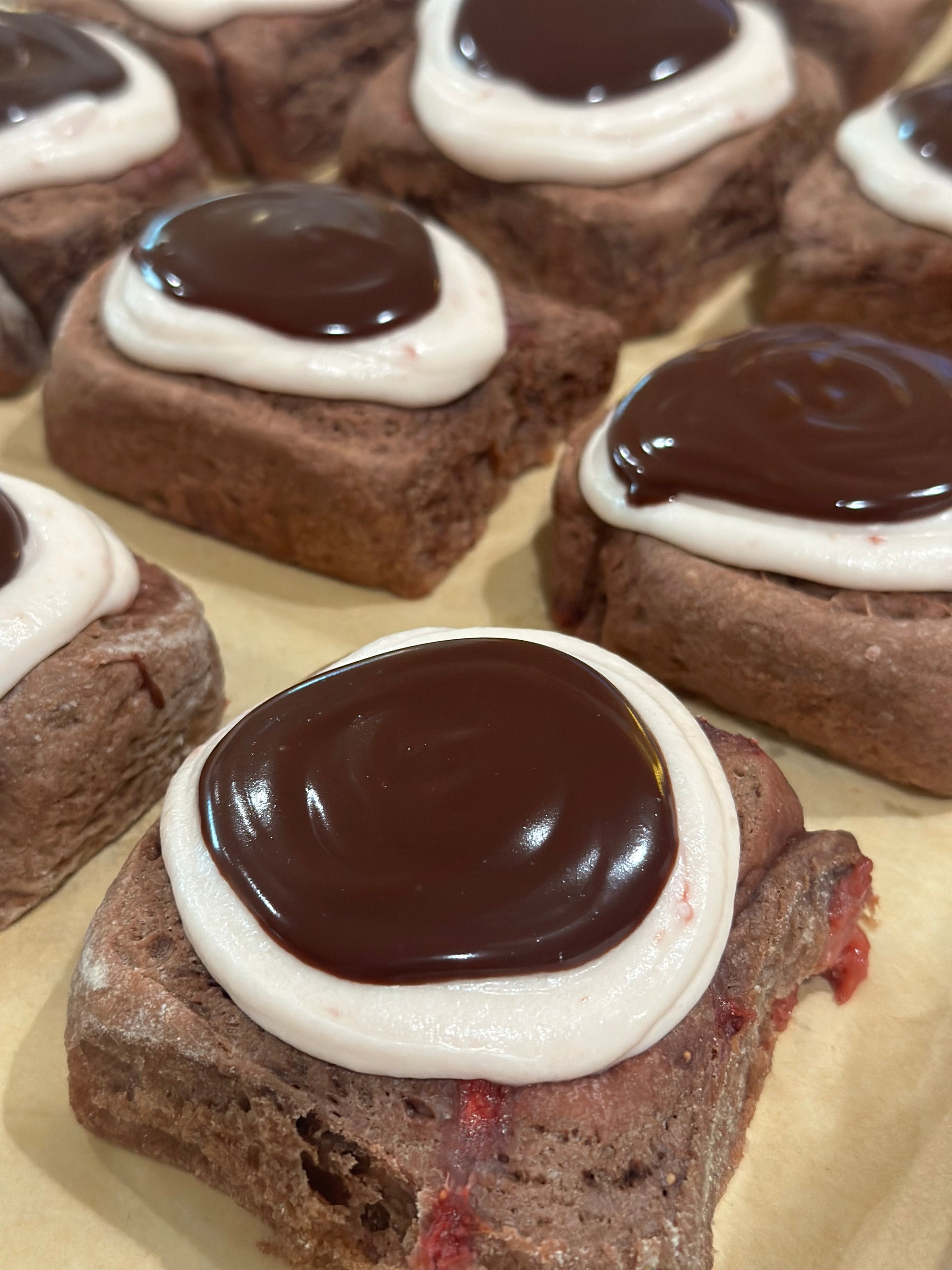 DIPPED STRAWBERRY ROLL