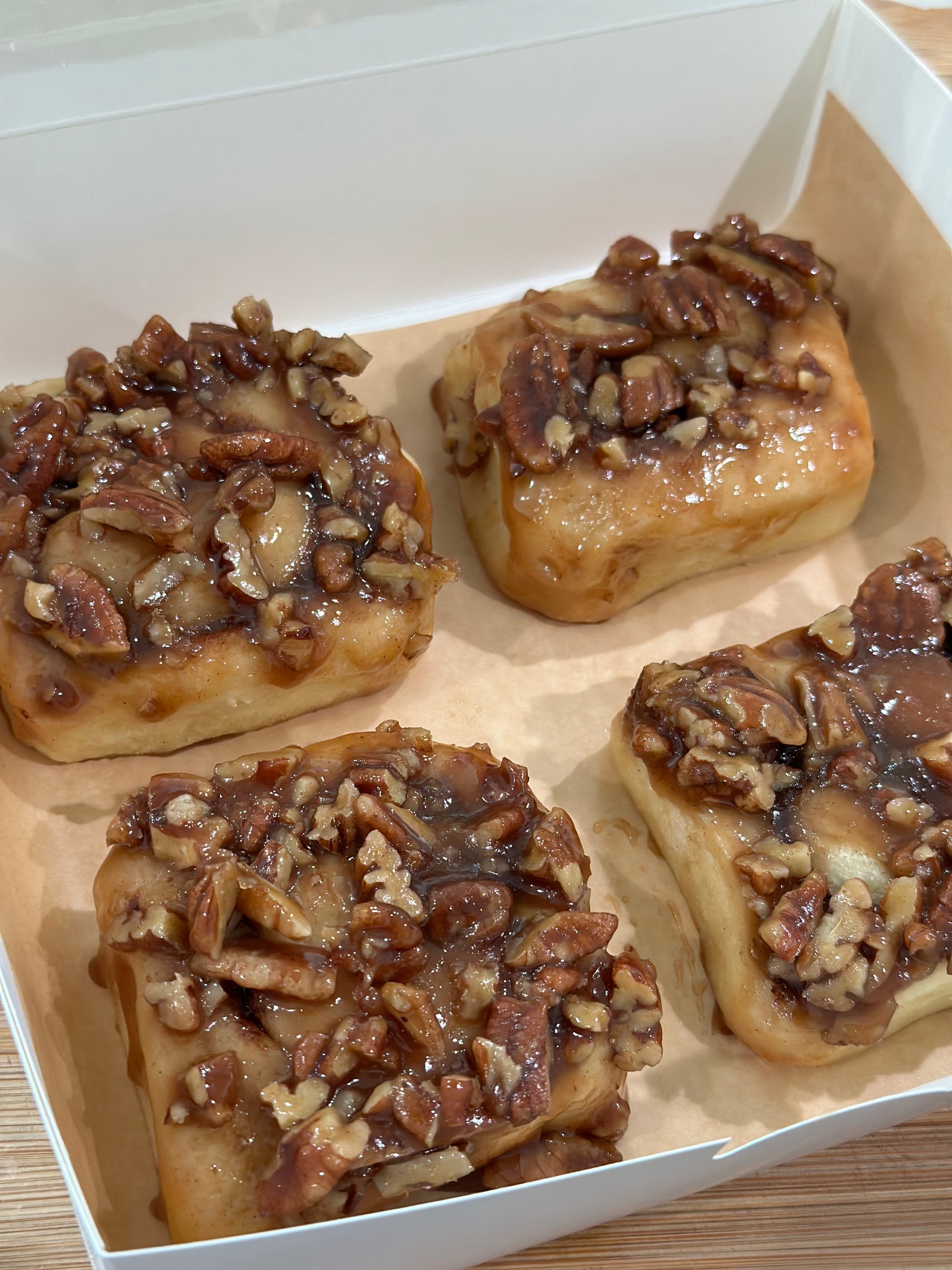 GOLDEN PECAN ROLLS