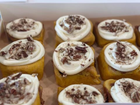 PUMPKIN LOVER ROLL