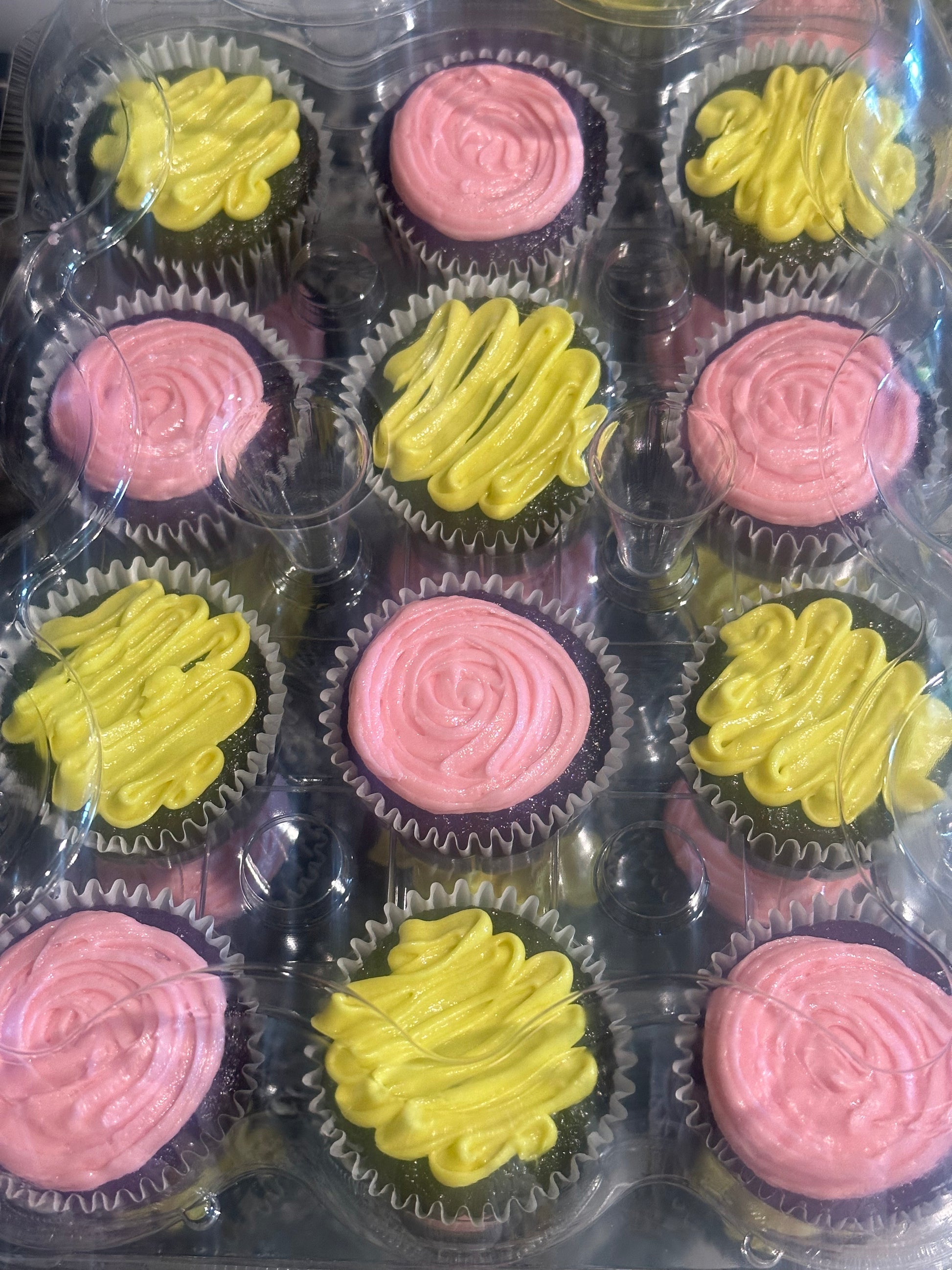 BUTTERCREAM CUPCAKES